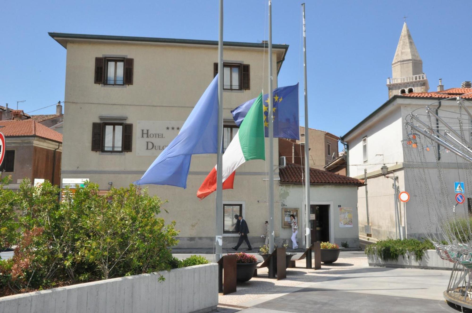 Dulcinea Hotel Muggia Exterior photo